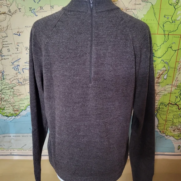 Mercer Street Studio Chocolate Crewneck Sweater. Size M Long Sleeve Zip Back - Picture 4 of 8